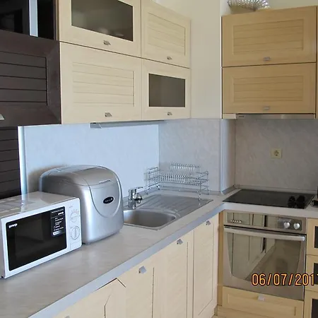 Black Sea Apartment Nesebar
