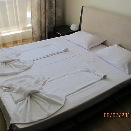 Black Sea Apartment Nesebar